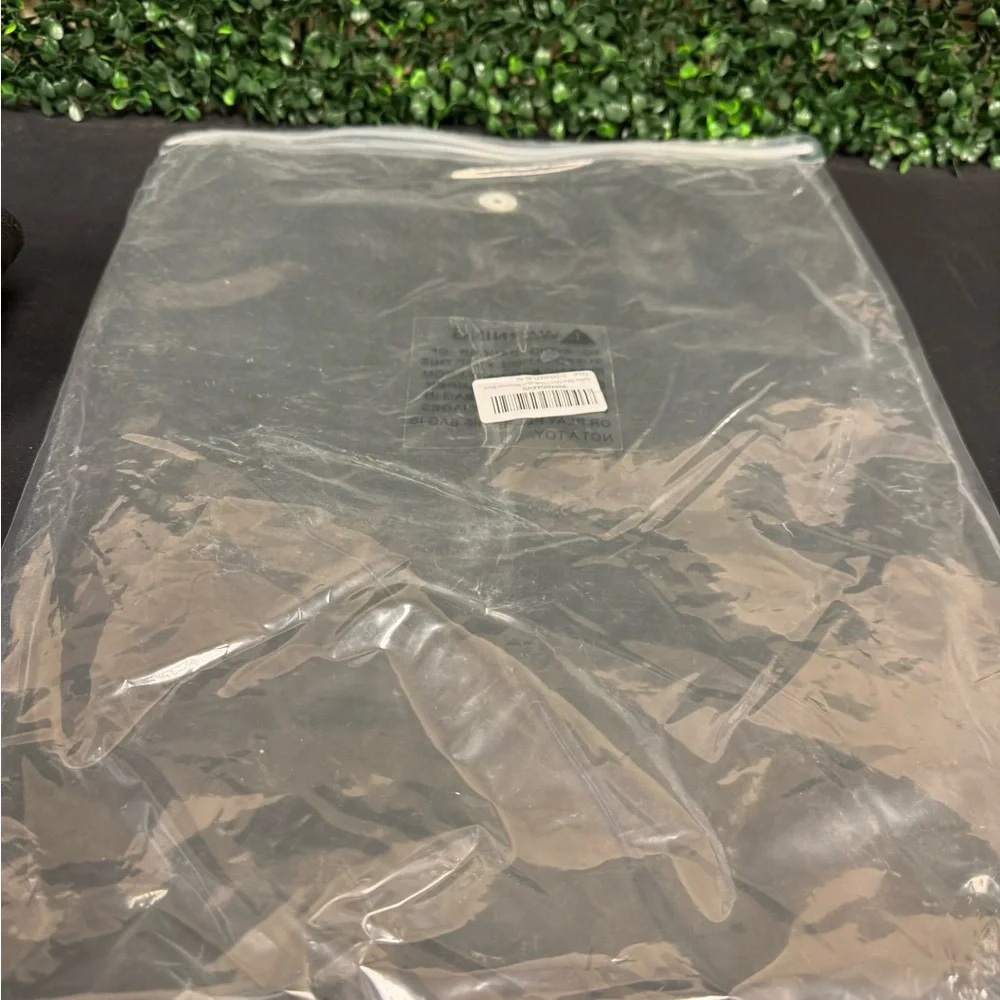 Aelfric Eden Black Hoodie Men’s Medium - Picture 13 of 16